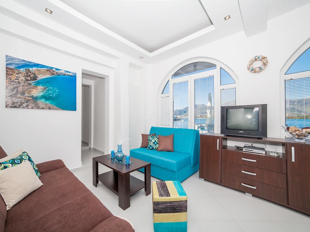 Apartments Elena Tivat Exterior foto