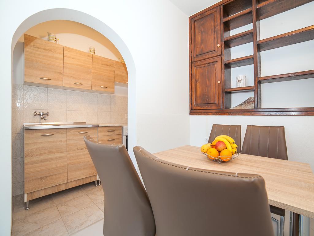 Apartments Elena Tivat Exterior foto